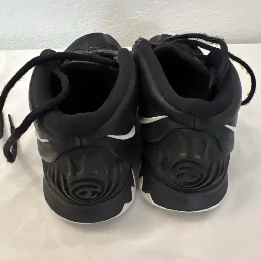 Nike‎ Kyrie 6 GS Basketball Shoes Youth Boys Size 5.5Y Black Sneakers BQ5599-001